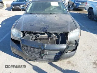 2005 Dodge Magnum RT with VIN 2D4GV58215H587205, listed as a IAAI auction lot 41371767 with 115,534 mi miles and . Bid and sale history available at carsss.com. Image 6.