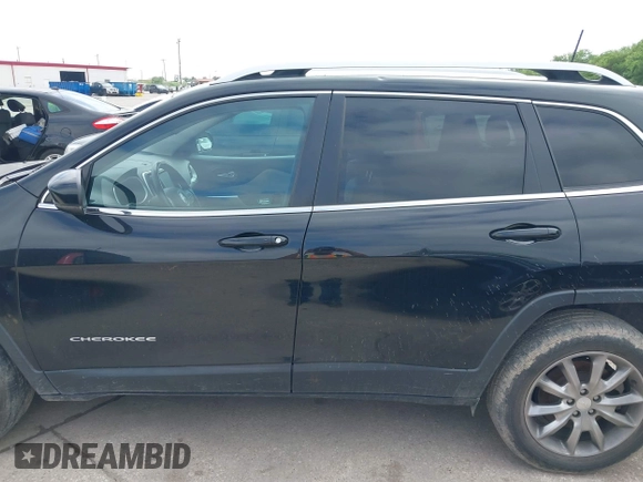 2018 Jeep Cherokee Limited с VIN 1C4PJMDB5JD516024, выставлен на аукционе IAAI как лот 42156933 с пробегом 159 761 миль миль и . История ставок и продаж доступна на DreamBid. Изображение 14.