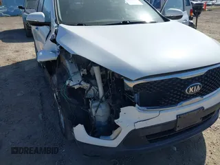 2017 Kia Sorento LX с VIN 5XYPGDA56HG191084, выставлен на аукционе IAAI как лот 42087432 с пробегом 74 159 миль миль и . История ставок и продаж доступна на DreamBid. Изображение 6.