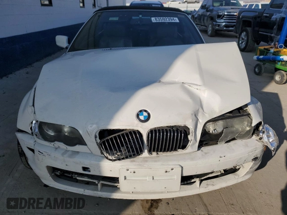 2001 BMW 3 Series 325Ci with VIN WBABS33471JY58139, listed as a Copart auction lot 83592394 with 0 mi miles and Salvage Title. Bid and sale history available at carsss.com. Image 5.