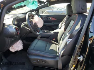 2024 Chevrolet Equinox EV RS z VIN 3GN7DNRP6RS223852, wystawiony jako Copart lot #55129675 z przebiegiem 3 180 mil mil oraz Szkoda całkowita • Salvage title. Historia ofert i sprzedaży dostępna na DreamBid. Obrazek 7.