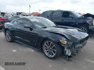 2017 Ford Mustang GT z VIN 1FA6P8CF7H5266205, wystawiony jako IAAI lot #42207939 z przebiegiem 63 886 mil mil oraz . Historia ofert i sprzedaży dostępna na DreamBid. Obrazek 1.
