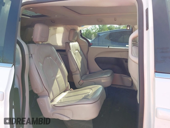 2020 Chrysler Pacifica Limited with VIN 2C4RC1GG1LR176086, listed as a IAAI auction lot 42255135 with 85,334 mi miles and . Bid and sale history available at DreamBid. Image 8.