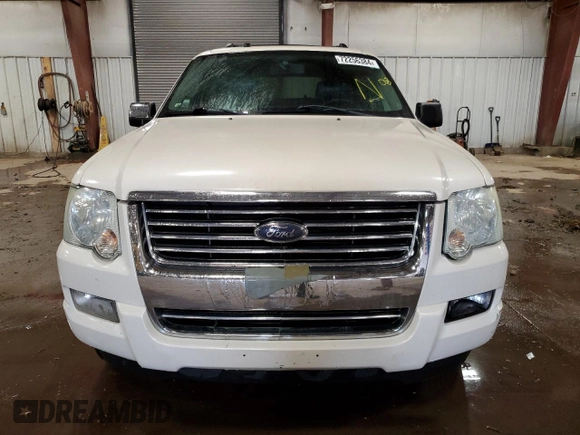 2008 Ford Explorer Limited with VIN 1FMEU75848UB02466, listed as a Copart auction lot 72256384 with 257,695 mi miles and Clean title. Bid and sale history available at DreamBid. Image 5.