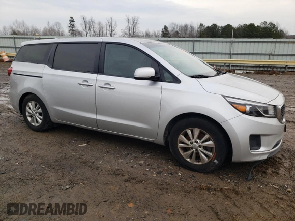 2016 Kia Sedona L with VIN KNDMA5C10G6150066, listed as a Copart auction lot 43345925 with 135,660 mi miles and Salvage Title. Bid and sale history available at carsss.com. Image 4.