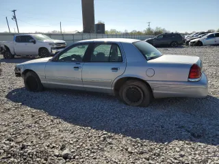 2001 Ford Crown Victoria with VIN 2FAFP73WX1X104907, listed as a Copart auction lot 50045165 with 88,797 mi miles and Salvage Title. Bid and sale history available at carsss.com. Image 2.