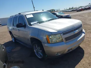 2007 Chevrolet Suburban LT with VIN 1GNFC16J87J230680, listed as a IAAI auction lot 42111804 with 1 mi miles. Bid and sale history available at carsss.com. Image 1.