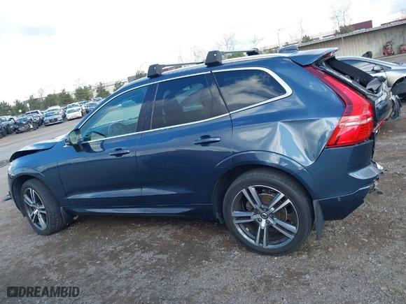 2018 Volvo XC60 Momentum with VIN YV4102RK1J1003714, listed as a IAAI auction lot 41446199 with 72,626 mi miles. Bid and sale history available at carsss.com. Image 14.