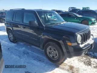 2016 Jeep Patriot Sport with VIN 1C4NJRBB7GD510130, listed as a Copart auction lot 46086455 with 162,248 mi miles and Salvage Title. Bid and sale history available at carsss.com. Image 4.