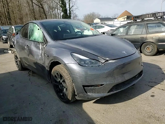 2023 Tesla Model Y Long Range with VIN 7SAYGDEE6PF841748, listed as a Copart auction lot 43748195 with 22,563 mi miles and Salvage Title. Bid and sale history available at carsss.com. Image 11.