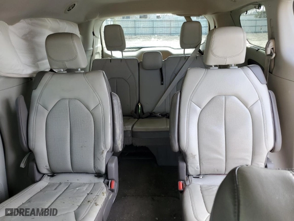 2019 Chrysler Pacifica Touring L with VIN 2C4RC1BGXKR734622, listed as a Copart auction lot 51621215 with 58,143 mi miles and Salvage Title. Bid and sale history available at carsss.com. Image 10.