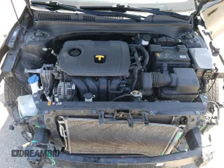 2021 Kia Forte LXS z VIN 3KPF24AD8ME306390, wystawiony jako Copart lot #56256895 z przebiegiem 78 456 mil mil oraz Szkoda całkowita • Salvage title. Historia ofert i sprzedaży dostępna na DreamBid. Obrazek 11.