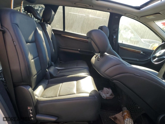 2011 Mercedes-Benz R-Class R 350 with VIN 4JGCB6FE1BA127233, listed as a Copart auction lot 73238394 with 0 mi miles and Salvage Title. Bid and sale history available at carsss.com. Image 11.