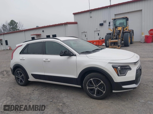 2024 Kia Niro LX with VIN KNDCP3LE1R5178842, listed as a IAAI auction lot 41629770 with 24,464 mi miles. Bid and sale history available at carsss.com. Image 13.