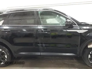 2024 Kia Sorento S z VIN 5XYRLDJC9RG261052, wystawiony jako IAAI lot #42282236 z przebiegiem 23 620 mil mil oraz . Historia ofert i sprzedaży dostępna na DreamBid. Obrazek 14.