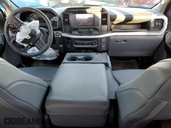 2022 Ford F-150 XL z VIN 1FTEX1CP3NKD27763, wystawiony jako Copart lot #88744555 z przebiegiem Nie podano mil oraz Nie do naprawy • Non repairable. Historia ofert i sprzedaży dostępna na DreamBid. Obrazek 8.