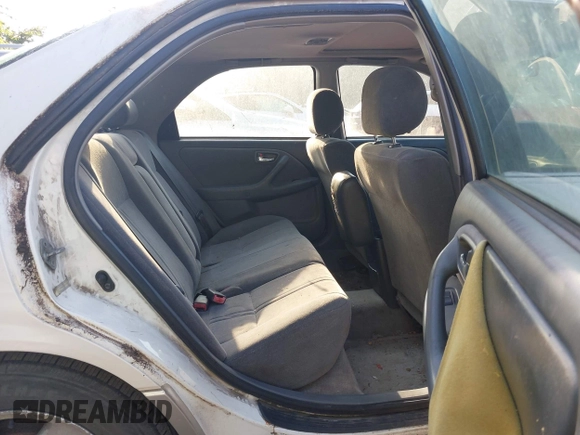 2001 Toyota Camry CE with VIN JT2BG22K010570556, listed as a IAAI auction lot 42458031 with 357,046 mi miles and . Bid and sale history available at DreamBid. Image 8.