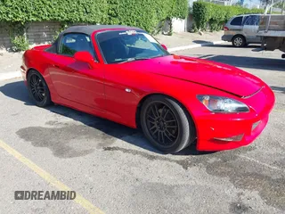 2005 Honda S2000 z VIN JHMAP21465S000043, wystawiony jako IAAI lot #42239018 z przebiegiem 165 466 mil mil oraz . Historia ofert i sprzedaży dostępna na DreamBid. Obrazek 1.