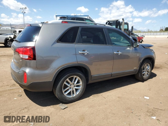 2014 Kia Sorento LX with VIN 5XYKTCA68EG464742, listed as a Copart auction lot 53181755 with 103,465 mi miles and Clean Title. Bid and sale history available at carsss.com. Image 3.