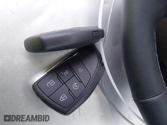 2025 GMC Acadia AWD Elevation z VIN 1GKENNRS9SJ216827, wystawiony jako IAAI lot #42408304 z przebiegiem 6 359 mil mil oraz . Historia ofert i sprzedaży dostępna na DreamBid. Obrazek 11.