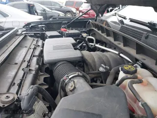 2020 GMC Sierra 1500 Denali with VIN 3GTU9FEL6LG360466, listed as a IAAI auction lot 41100892 with 84,881 mi miles. Bid and sale history available at carsss.com. Image 10.