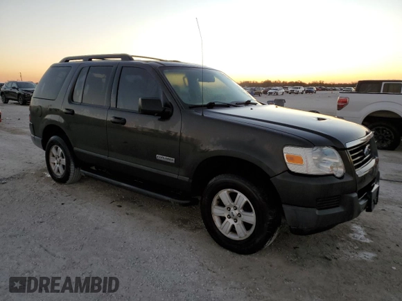 2006 Ford Explorer XLS with VIN 1FMEU62E36UA39653, listed as a Copart auction lot 87682225 with Not Provided miles and Non Repairable. Bid and sale history available at carsss.com. Image 4.