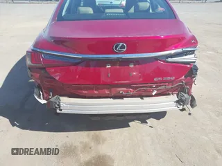 2021 Lexus ES with VIN 58ADZ1B16MU085500, listed as a IAAI auction lot 41674503 with 67,380 mi miles. Bid and sale history available at carsss.com. Image 17.
