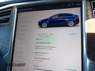 2017 Tesla Model X 90D z VIN 5YJXCBE21HF076514, wystawiony jako IAAI lot #41559020 z przebiegiem 108 573 mil mil oraz . Historia ofert i sprzedaży dostępna na DreamBid. Obrazek 7.