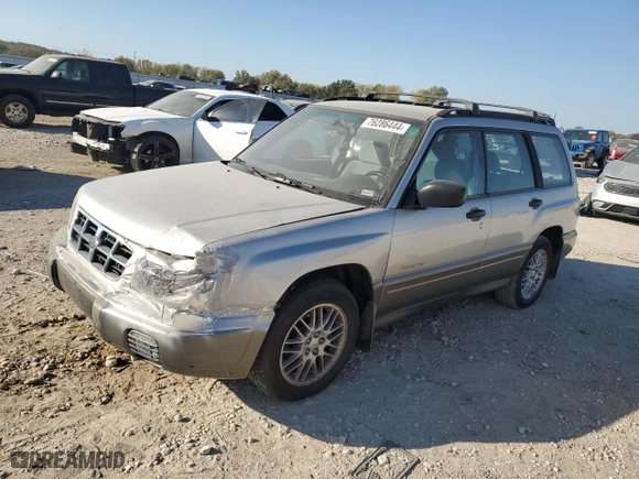 2000 Subaru Forester S with VIN JF1SF6552YH705853, listed as a Copart auction lot 76286444 with 245,551 mi miles and Salvage Title. Bid and sale history available at carsss.com. Image 1.