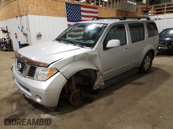2005 Nissan Pathfinder SE z VIN 5N1AR18W15C738173, wystawiony jako Copart lot #54994755 z przebiegiem 154 776 mil mil oraz Czysty tytuł • Clean title. Historia ofert i sprzedaży dostępna na DreamBid. Obrazek 1.