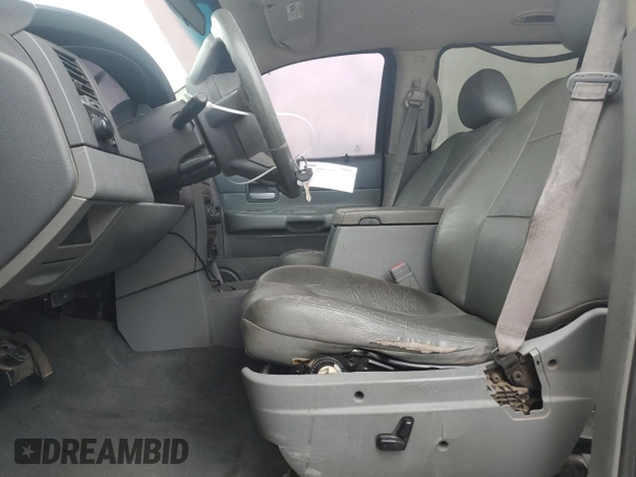 2005 Dodge Durango SLT с VIN 1D4HD48D55F572100, выставлен на аукционе Copart как лот 55355265 с пробегом 189 604 миль миль и Списание • Salvage title. История ставок и продаж доступна на DreamBid. Изображение 7.
