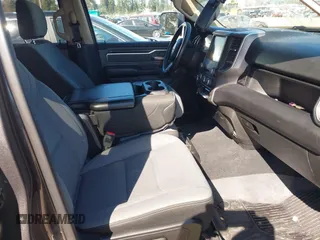2019 Ram 1500 Big Horn/Lone Star with VIN 1C6SRFFTXKN681543, listed as a IAAI auction lot 41892943 with 86,105 mi miles. Bid and sale history available at carsss.com. Image 5.