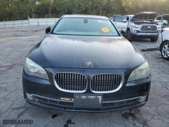 2009 BMW 7 Series 750i with VIN WBAKA83599CY33381, listed as a Copart auction lot 75530264 with 83,083 mi miles and Salvage Title. Bid and sale history available at carsss.com. Image 5.