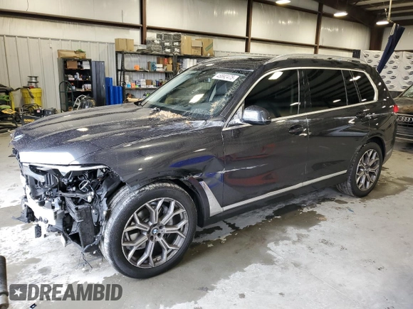 2021 BMW X7 xDrive40i with VIN 5UXCW2C0XM9H51936, listed as a Copart auction lot 45892475 with 49,554 mi miles and Salvage Title. Bid and sale history available at carsss.com. Image 1.