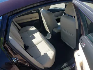 2011 Mazda Mazda6 i Sport with VIN 1YVHZ8BH0B5M04586, listed as a IAAI auction lot 42049308 with 136,802 mi miles. Bid and sale history available at carsss.com. Image 8.