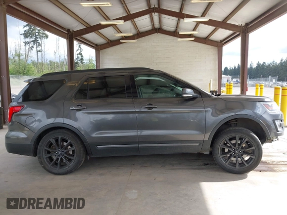 2017 Ford Explorer XLT с VIN 1FM5K8D87HGC06235, выставлен на аукционе IAAI как лот 42218384 с пробегом 191 635 миль миль и . История ставок и продаж доступна на DreamBid. Изображение 14.