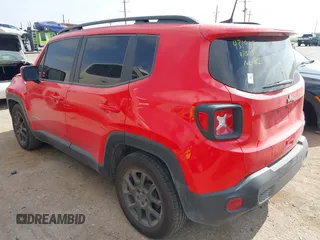 2020 Jeep Renegade Altitude with VIN ZACNJAB17LPL84093, listed as a IAAI auction lot 42122399 with 32,541 mi miles and . Bid and sale history available at DreamBid. Image 3.