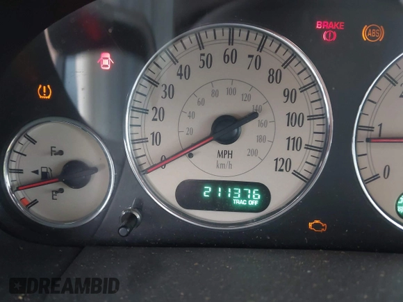 2004 Chrysler Town & Country Touring with VIN 2C4GP54L54R585259, listed as a IAAI auction lot 41934045 with 211,376 mi miles and . Bid and sale history available at DreamBid. Image 15.