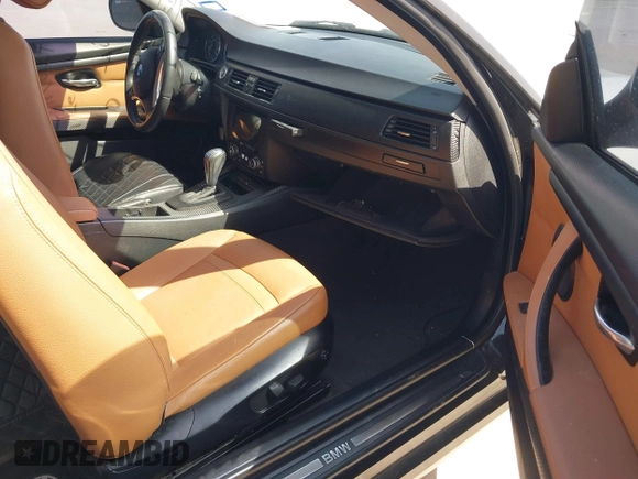 2011 BMW 3 Series 328i xDrive with VIN WBAKF5C51BE395627, listed as a IAAI auction lot 41826646 with 95,592 mi miles. Bid and sale history available at carsss.com. Image 5.