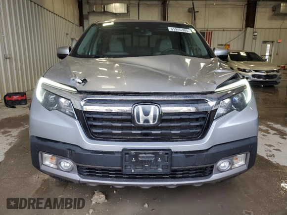 2017 Honda Ridgeline RTL-E z VIN 5FPYK3F77HB002514, wystawiony jako Copart lot #51940305 z przebiegiem 141 219 mil mil oraz Czysty tytuł • Clean title. Historia ofert i sprzedaży dostępna na DreamBid. Obrazek 5.