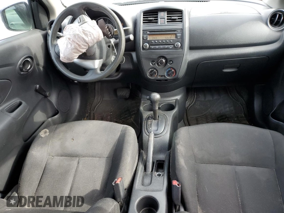 2016 Nissan Versa S with VIN 3N1CN7AP0GL885223, listed as a Copart auction lot 61551645 with 181,478 mi miles and Salvage title. Bid and sale history available at DreamBid. Image 8.