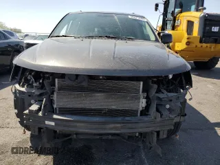 2017 Dodge Journey SXT with VIN 3C4PDCBB5HT701487, listed as a Copart auction lot 58821045 with 118,585 mi miles and Salvage title. Bid and sale history available at DreamBid. Image 5.