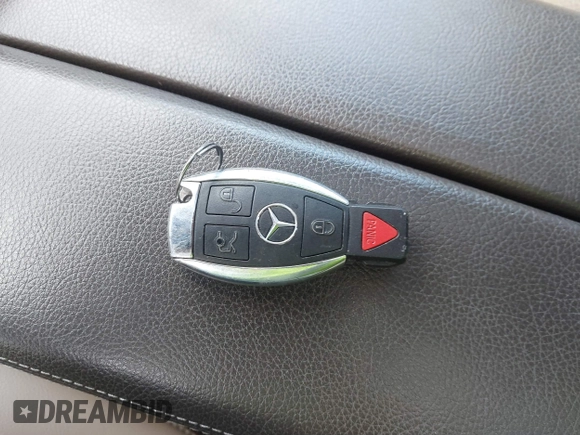 2013 Mercedes-Benz M 350 z VIN 4JGDA2EB7DA258502, wystawiony jako IAAI lot #41269991 z przebiegiem 140 182 mil mil oraz . Historia ofert i sprzedaży dostępna na DreamBid. Obrazek 11.