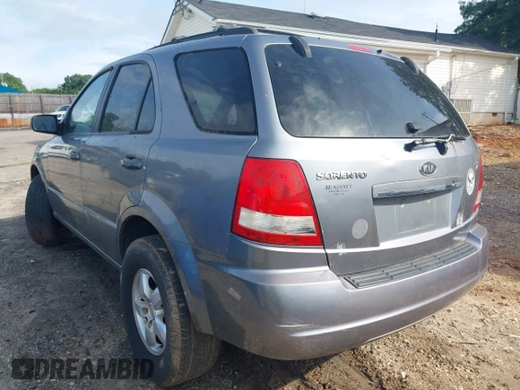 2006 Kia Sorento LX z VIN KNDJD733565594023, wystawiony jako IAAI lot #42375621 z przebiegiem 129 468 mil mil oraz . Historia ofert i sprzedaży dostępna na DreamBid. Obrazek 3.