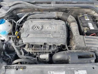 2014 Volkswagen Jetta SE with VIN 3VWD17AJ0EM381770, listed as a IAAI auction lot 42487960 with 135,747 mi miles and . Bid and sale history available at DreamBid. Image 10.