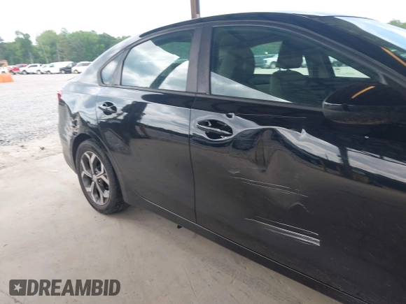 2020 Kia Forte LXS with VIN 3KPF24AD5LE141476, listed as a IAAI auction lot 42118736 with 138,959 mi miles. Bid and sale history available at carsss.com. Image 20.