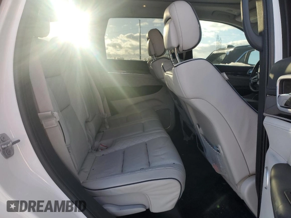 2018 Jeep Grand Cherokee Summit with VIN 1C4RJFJT4JC212819, listed as a Copart auction lot 84379924 with 83,619 mi miles and Clean title. Bid and sale history available at DreamBid. Image 11.
