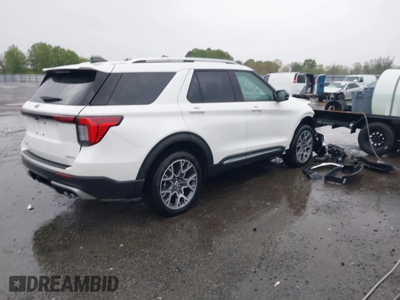 2025 Ford Explorer Platinum with VIN 1FMWK8HC7SGB14729, listed as a IAAI auction lot 41942013 with 1,264 mi miles and . Bid and sale history available at DreamBid. Image 4.