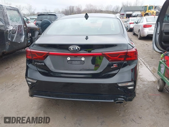 2019 Kia Forte S with VIN 3KPF34AD0KE015151, listed as a IAAI auction lot 41992096 with 62,736 mi miles. Bid and sale history available at carsss.com. Image 16.