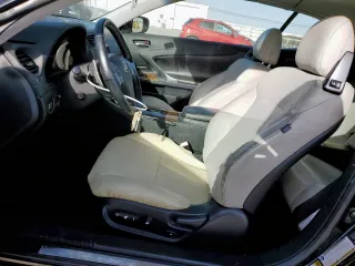 2012 Lexus IS 350 C z VIN JTHFE2C24C2507432, wystawiony jako Copart lot #49675515 z przebiegiem 133 663 mil mil oraz Szkoda całkowita • Salvage title. Historia ofert i sprzedaży dostępna na DreamBid. Obrazek 7.